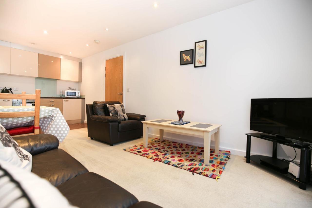 Week2Week Fabulous Newcastle City Centre Apartment Buitenkant foto