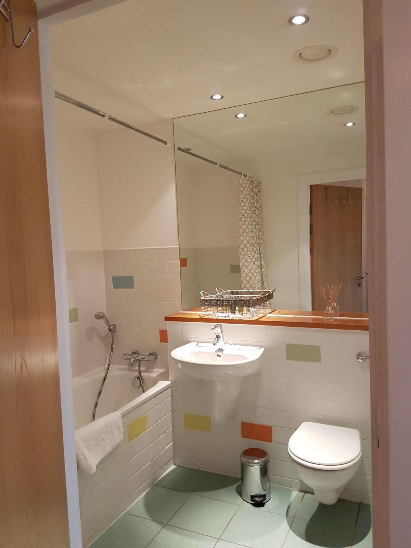 Week2Week Fabulous Newcastle City Centre Apartment Buitenkant foto